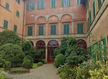 italy/san-gimignano/attraction/giardino-di-palazzo-grifoni-budini-gattai