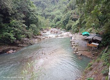 philippines/cagayan-valley/attraction/lintungan-falls