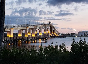 florida/daytona-beach/attraction/lilian-place-heritage-center