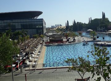 israel/holon/attraction/the-cube