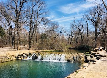 oklahoma/chickasaw-national-recreation-area/attraction/little-niagara-falls