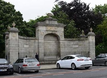 ireland/dublin/attraction/merrion-square-w