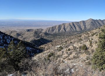 new-mexico/sandia-peak-tramway/attraction/base-of-la-luz
