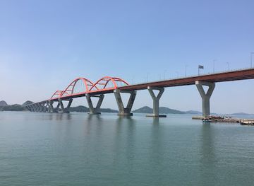 south-korea/yeongnam-region/attraction/aphae-bridge