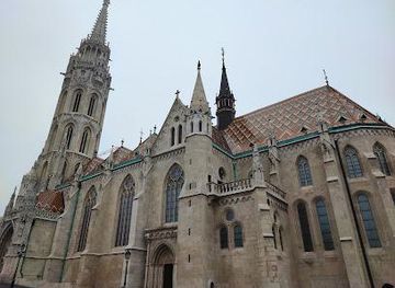 hungary/vac/attraction/the-church-of-our-lady-of-buda-castle