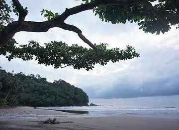 sao-tome-and-principe/ribeira-afonso/attraction/praia-das-sete-ondas