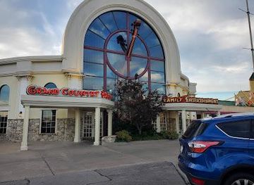 missouri/branson/attraction/grand-country-music-hall