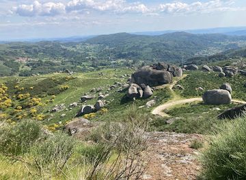 portugal/minho/attraction/castelo-da-nobrega-ponte-da-barca