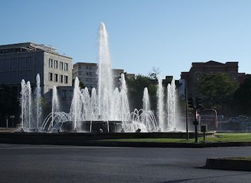 spain/madrid-community/attraction/fuente-de-la-plaza-san-juan-de-la-cruz