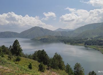 indonesia/lake-toba/attraction/patung-yesus-bukit-sibea-bea