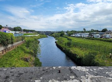ireland/donegal-bay/attraction/rory-gallagher-statue