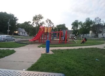 iowa/stone-state-park/attraction/dale-street-park