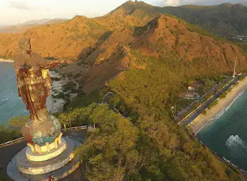 Cristo Rei Beach