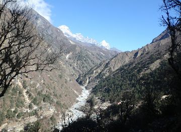 nepal/gokyo-lakes/attraction/phortse-tenga-intersection