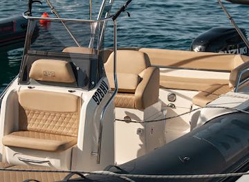 croatia/hvar/attraction/plan-b-hvar-boats