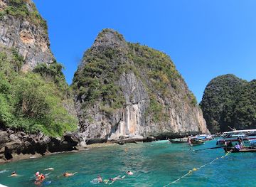 thailand/andaman-coast/attraction/bamboo-island