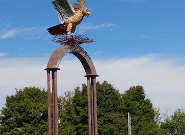 ohio/southeast-ohio/attraction/flight-of-the-hawk-park
