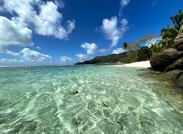 seychelles/mahe-island/attraction/anse-forbans-beach