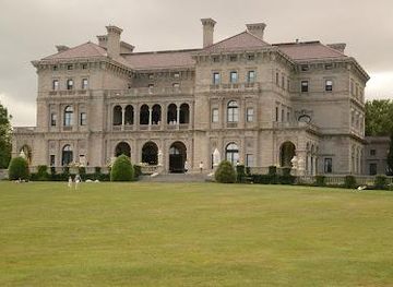 rhode-island/warwick/attraction/newport-mansions-preservation-society