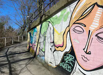 Grafitti-Brückenunterführung
