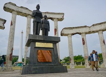 indonesia/surabaya/wonokromo/attraction/monumen-tugu-pahlawan-dan-museum-sepuluh-nopember-surabaya