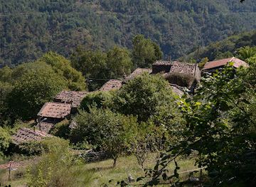 portugal/serra-da-lousa/attraction/vaqueirinho-aldeias-do-xisto