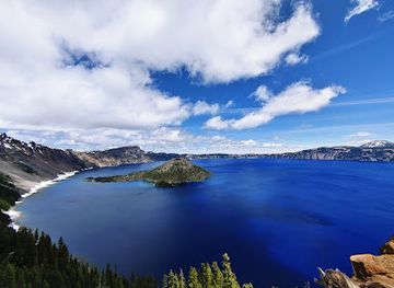 oregon/crater-lake-national-park/attraction/watchman-peak-trailhead-crater-lake