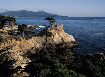 california/carmel-by-the-sea/attraction/17-mile-dr