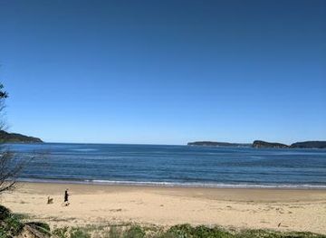 australia/central-coast/attraction/umina-beach