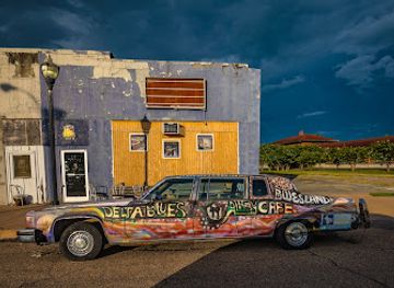 mississippi/the-delta/attraction/delta-blues-alley-cafe