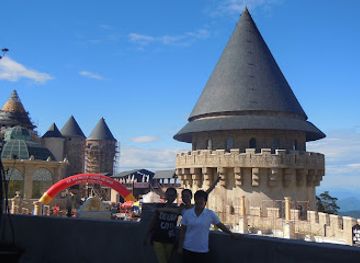 vietnam/da-nang/attraction/thac-than-mat-troi