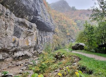 romania/gorj/attraction/pestera-de-la-nara