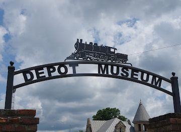 alabama/lookout-mountain/attraction/fort-payne-depot-museum