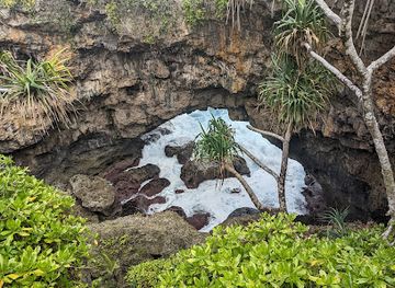 tonga/late-island/attraction/hufangalupe