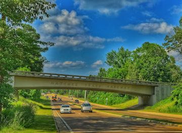 mississippi/natchez-trace-parkway/attraction/clinton-visitor-center
