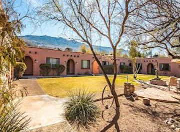 arizona/tucson-mountain-park/attraction/tanque-verde-ranch