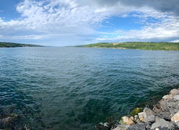 new-york/watkins-glen/attraction/seneca-lake-wine-trail