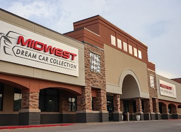 kansas/manhattan/attraction/midwest-dream-car-collection