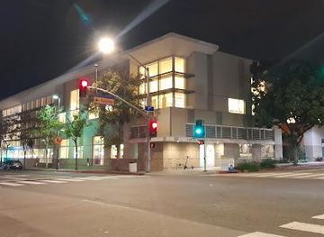 california/burbank/attraction/santa-monica-public-library