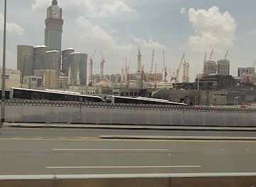 saudi-arabia/mecca/attraction/umar-bin-al-khattab-road