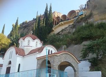 greece/olympia/attraction/moni-kremastis