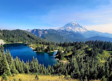 washington/mount-baker-snoqualmie-national-forest/attraction/tolmie-peak-fire-lookout