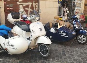 vatican-city/st-peter-s-square/attraction/my-vespa-tours