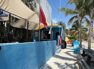 mexico/cancun/attraction/wet-set-diving-and-snorkeling-adventures-scuba-shop