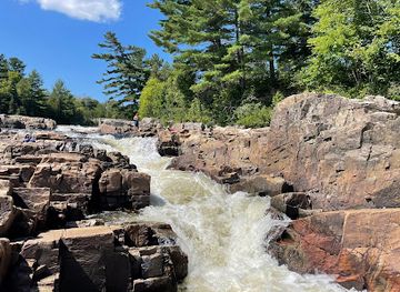 canada/lanaudiere/attraction/parc-des-cascades
