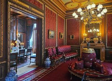 netherlands/the-hague/attraction/house-van-gijn