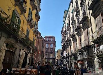 italy/amalfi-coast/attraction/piazzetta-nilo