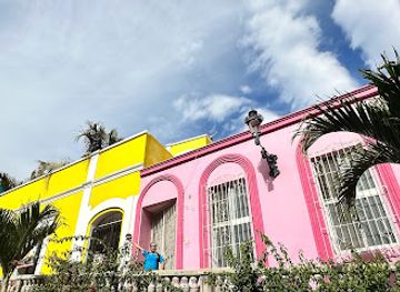 mexico/mazatlan/attraction/liverpool-alley-olas-atlas