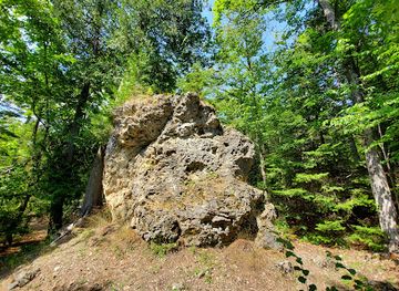 michigan/mackinac-island/attraction/friendship-s-altar