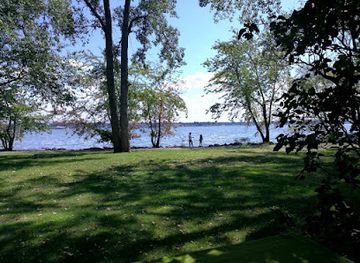 pennsylvania/presque-isle-state-park/attraction/presque-isle-boat-tours-lady-kate